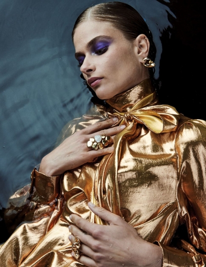 Bo Don for Harper’s Bazaar Vietnam, Photographer Ezra Café, Stylist Jessy Cain, Make-up Dillon Penna, Hair Jessica Mishler 