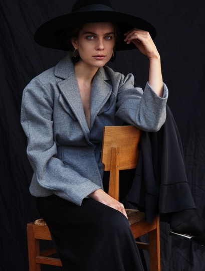 Kim Noorda for Dutch L’Officiel December 2017, Photographer Nicky Onderwater, Stylist Tricja Styling, Make-up Sandra Govers 