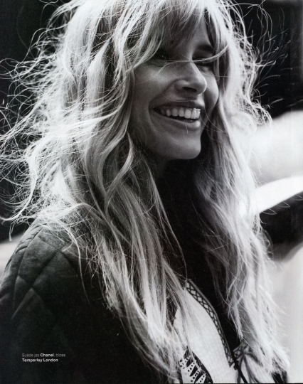 Annemara Post for Dutch Marie Claire December 2017, Photographer Liselore Chevalier, Stylist Anna Sokolowska, Hair and make-up Magdalena Loza 