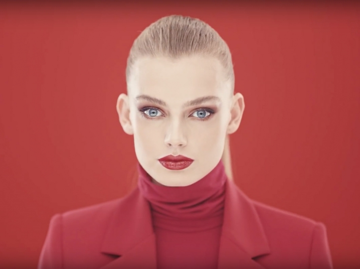 Hanna Verhees for Pupa christmas campaign, Photographer Valentina Be 