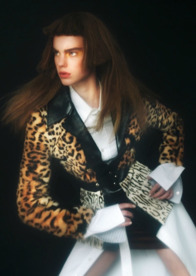 Estella Boersma on the cover of Wonderland  Magazine, winter 2017/2018, Photographer Hugo Comte, Stylist Toni-Blaze Ibekwe 