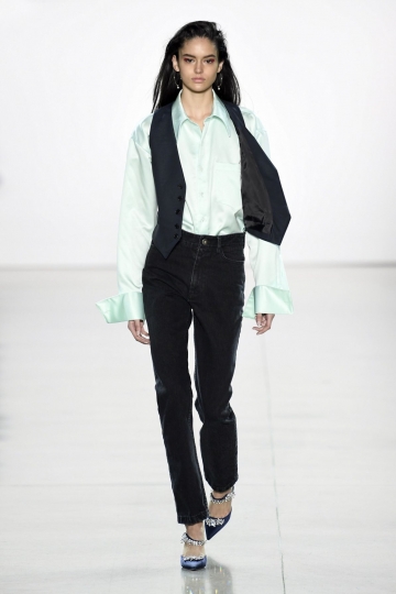 Nikki Vonsee shows NY Fall 2018 Adams Dolan  