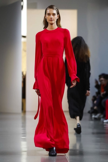 Sanne Vloet shows NY Fall 2018 Noon By Noor 