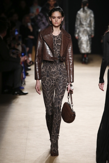 Nikki Vonsee shows Milan Fall 2018 Roberto Cavalli 