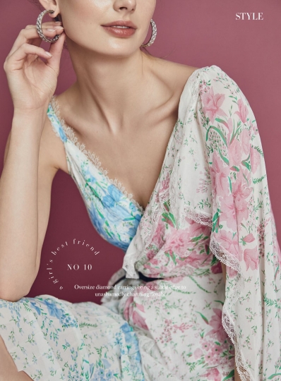 Hanna Verhees for Harpers Bazaar UK May 2018, Photographer Lara Jade, Stylist Florrie Thomas, Hair Shukeel Murtaza, Make-up Corline Barnes 