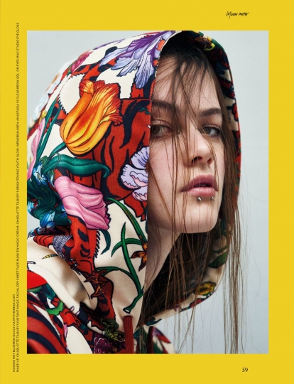 Liselotte Claerhoudt for Mirror Mirror Magazine Summer 2018, Photographer Carmen Kemmink, Stylist Roel Schagen, Hair Hester Wernert-Rijn, Make-up Suzanne Verberk 