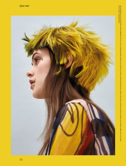 Liselotte Claerhoudt for Mirror Mirror Magazine Summer 2018, Photographer Carmen Kemmink, Stylist Roel Schagen, Hair Hester Wernert-Rijn, Make-up Suzanne Verberk 