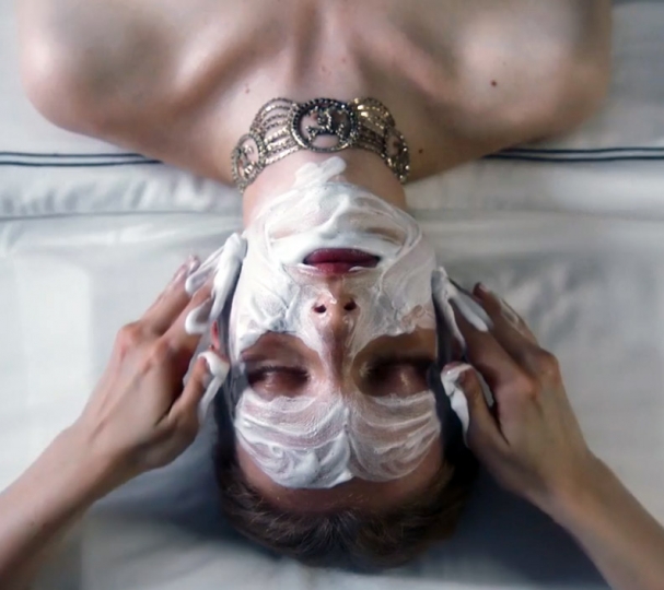 Demy de Vries “Life codes by Chanel” for British Vogue, Photographer Boub Karbenzabat, Stylist Poppy Kain, Hair Kazue Deki, Make-up Ninni Nummela 