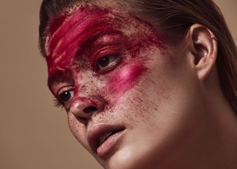 Rianne Haspels for Factice Magazien July 2018, Photographer Stephanie Pistel, Stylist Anat Duchtwald, Hair en Make-up Esther van Maanen 