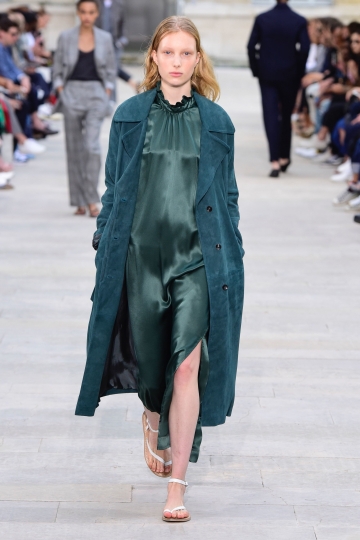 Demy de Vries for Officine Generale Menswear Show Spring 2019 