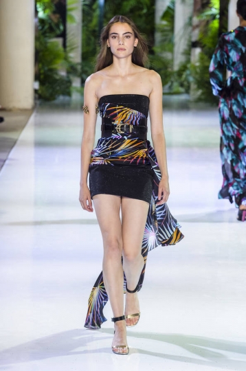 Romy Schönberger for Couture Shows Fall 2018 Azzaro