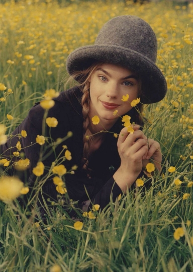 Estella Boersma for Vogue Spain September 2018, Photographer Ben Weller, Stylist Marina Gallo 