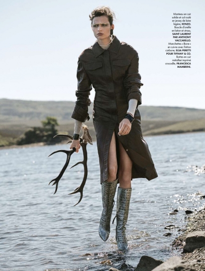 Bette Franke for Elle France august 2018, Photographer Blair Getz Mezobov, Eidtor Jeanne Le Bault, Make-up Lili Choï, Hair Christoph Hasenbein 