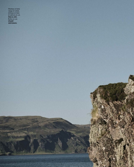 Bette Franke for Elle France august 2018, Photographer Blair Getz Mezobov, Eidtor Jeanne Le Bault, Make-up Lili Choï, Hair Christoph Hasenbein 