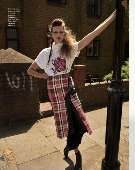 Bette Franke for Elle France August 2018, Photographer Sam Hendel, Editor Hortense Manga, Make-up Alice Ghendrih, Hair Jonathan Connelly 