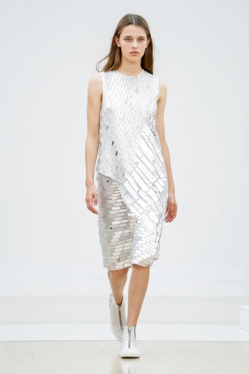 Merel Zoet shows London Spring 2019 Jasper  Conran