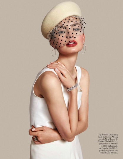 Hanna Verhees for Vogue Novias Spain November 2018, Phtographer Elena Olay, Stylist Marta Bajo 