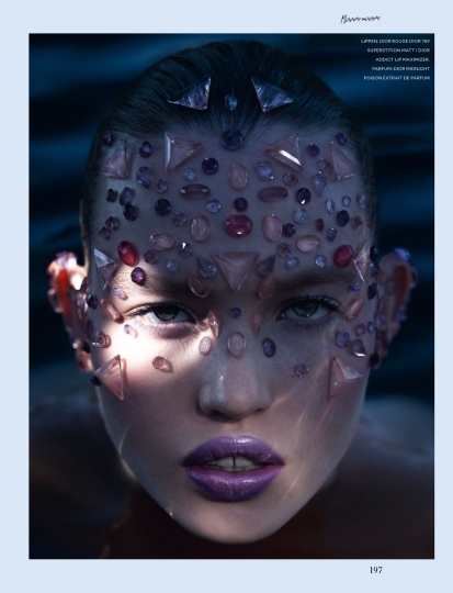 Beautiful story Juliette Nooter for Mirror Mirror Magazine, Photographed by the very talented Chris Philippo and amazing make-up bij Pernell Kusmus 