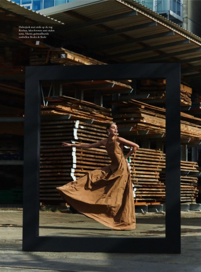 Romy Schönberger in an impressive story for Dutch Harpers Bazaar December 2018, photographed by Tim Verhallen, Styled by Astrid Schilders, Hair by Daan Kneppers and make-up by Anita Jolles 