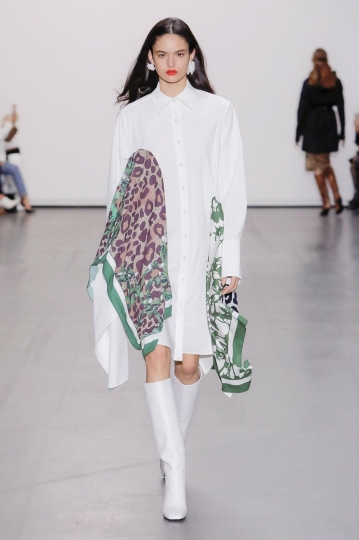 Nikki Vonsee for show Masha Ma Fall 2019 