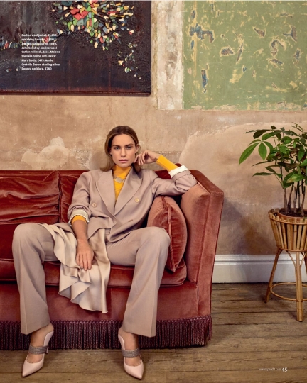 Cool story Renee Meijer for How to spend it, Photographer Carla Guler, Stylist Hanna Teare 