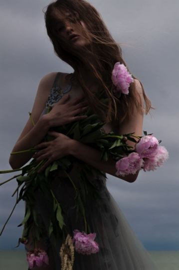 Lovely story Roosmarijn van Eendenburg for new book ‘Contemporary Fashion & Arts in Amsterdam, Photographer Chris Philippo, Stylist Sato Okoro, Hair and make-up Bastien Zorzetto 