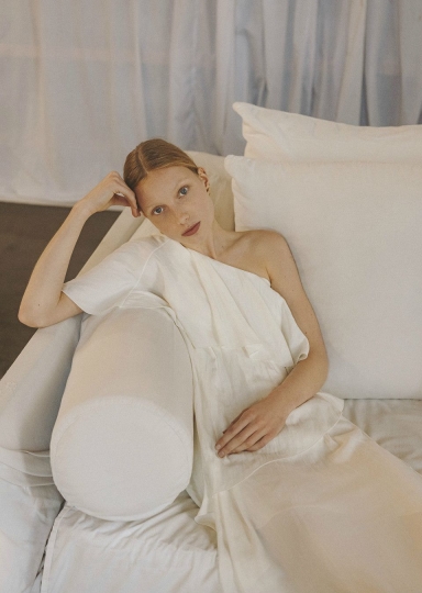 Demy de Vries for Openhouse Magazine, Photographer Salva Lópex, Stylist Stephania Yepes 