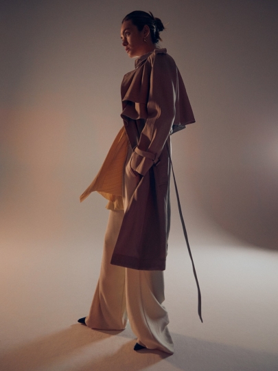 Sophie Vlaming for Vestal Online Magazine, Photographs by Meis & Jipy, Styling Alex van der Steen, Hair & Make-up Suzanne Verberk 