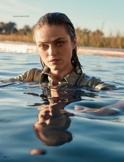 On the road with Sophie Vlaming in beautiful Botswana for Jan Magazine, Photographer Anders Overgaard, Stylist Linda Gumus, Hair and Make-up Jade Leggat 