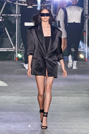 La Bella Nikki for Olivier Rousting’s Balmain men show SS 2020 