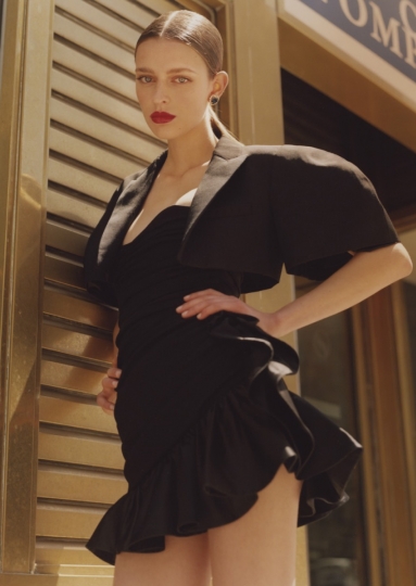 An elegant dreamy Merel Zoet for Spanish Glamour, Photographer Erik von Frankenberg, Stylist Leire Peña, Hair and make-up Ricardo Calero 