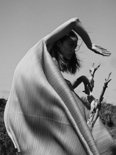 Sophie Vlaming in a creative story for Le Mille, Photographer Walter Pierre, Art Direkction and Colage Marije Seijn, Stylist Maaike Staal, Make-up Suzanne Verberk, Hair Daan Kneppers 