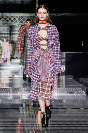 Lovely Liselotte Claerhoudt for the 3th time in a row for Burberry Fall 2020 RTW by Ricardo Tisci, Casting Italia3bis, Hair Guide, Make-up Pat McGrath 