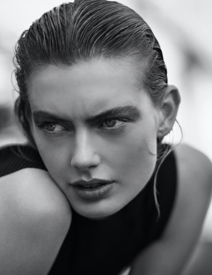 Impressive shoot Hanna Verhees captures by Alek for Vestal Magazine, Hair Hester Wernert, Make-up Anita Jolles, Styling Tricja Styling 