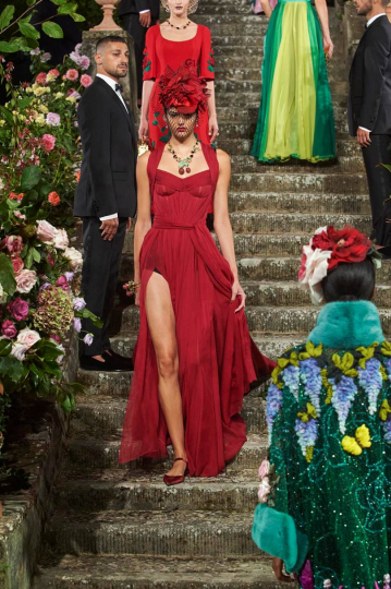 Nikki Vonsee in the fairy tale Dolce & Gabbana Alta Moda show for Fall 2020 held in the spectacular Villa Bardini in Florence 
