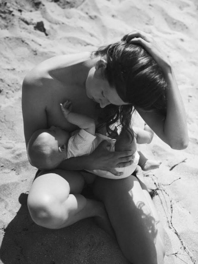Artipoppe campaign starring Bette Franke with her little baby boy Foss, beautiful captured by Annemarieke van Drimmelen 