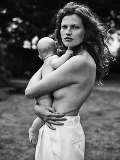 Artipoppe campaign starring Bette Franke with her little baby boy Foss, beautiful captured by Annemarieke van Drimmelen 
