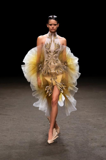 Nikki Vonsee for Iris van Herpen her Roots of Rebirth Couture collection SS 2021 