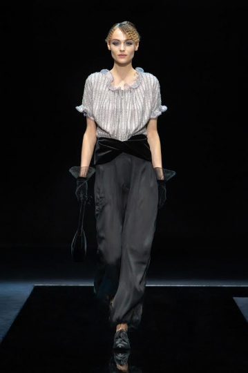 Anna-Sophia Evers for Giorgio Armani Fall 2021 Ready-to-wear 