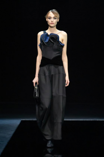 Anna-Sophia Evers for Giorgio Armani Fall 2021 Ready-to-wear 