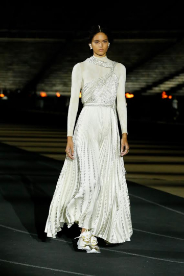 Nikki Vonsee for Dior Resort show 2022, Casting Emperor Lee, Stylist Elin Svahn, Hair Guido Palau, Make-up Peter Philips 