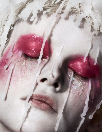 Chameleon Liselotte Claerhoudt for Nion, captured by Martijn Senders, Styling Pedro Dias, Hair Jouri Rouffa, Make-up Yvonne Nusdorfer 