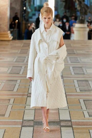 Levi Achthoven for Rokh SS 22 collection by Rok Hwang 