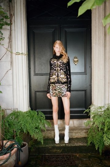 La bella Levi Achthoven for Giambasttista  Valli Winter 2021/2022 by Pierre-Ange Carlotti 