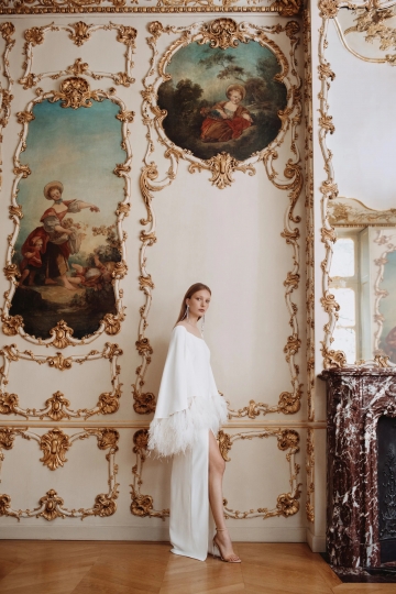 La bella Demy for Monique Lhuillier Fall 2022 Ready-to Wear 