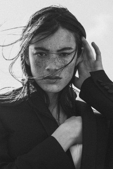 Dantè Kedde captured by Hein Gijsbers, Styling Roel Schagen & Hair & Make-up Ingrid van Hemert