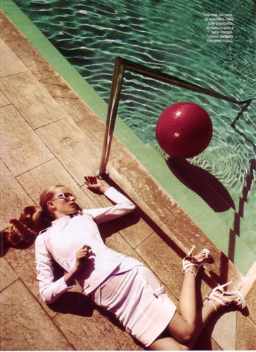 Annemara Post   Glamour Spain March 2010  Photographer Kristian Schuller 