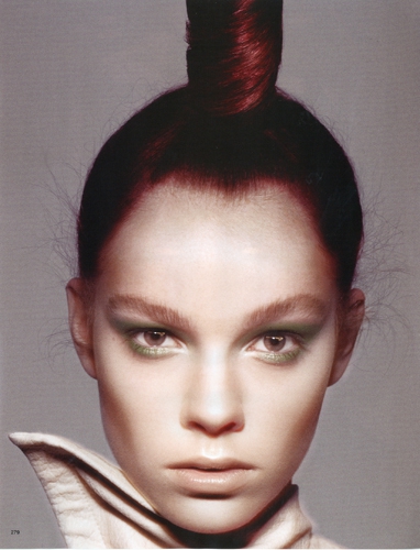 Gwen Loos   Vogue Japan April 2010  Photographer Mikael Jansson 