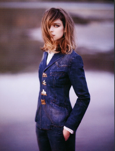 Kim Noorda &nbsp; Vogue Turykey Mai 2010  photographer Laura Sciacovelli 