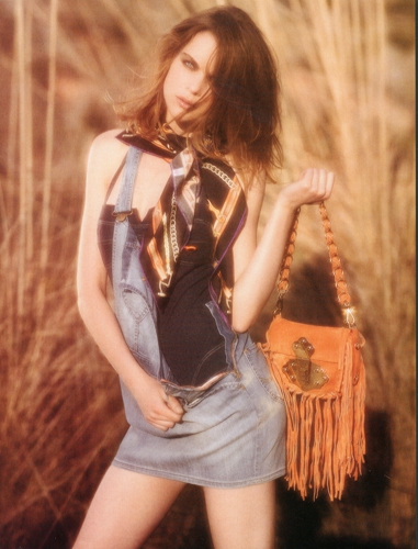 Kim Noorda &nbsp; Vogue Turykey Mai 2010  photographer Laura Sciacovelli 